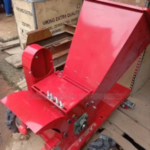 Wood chopper machine powered
